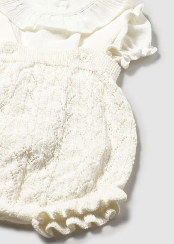 Conjunto jardineira tricô e blusa Mayoral 1637